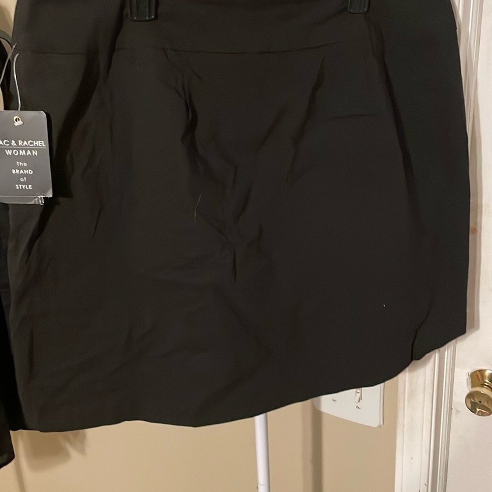 Black Skort